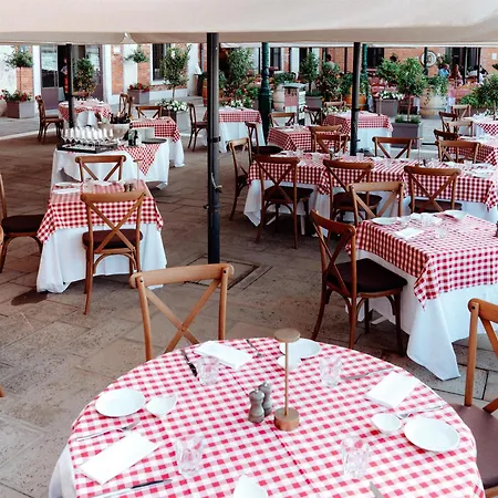Hilton Molino Stucky Venice-2